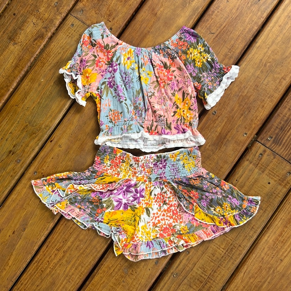 Mimi and Maggie shorts set